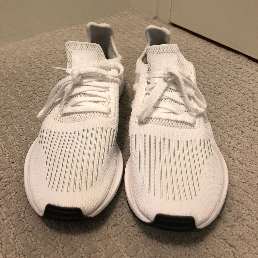 Men’s Adidas Swift Run Casual Shoes
